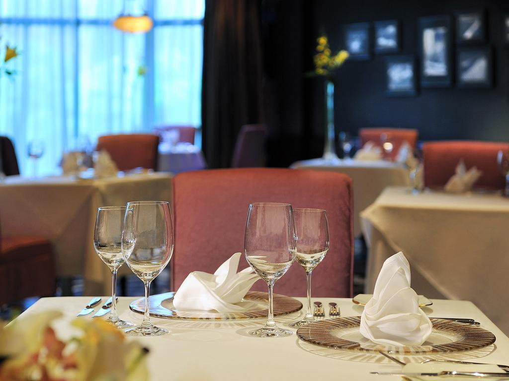 Shanghai Jc Mandarin Hotel Limited Екстер'єр фото